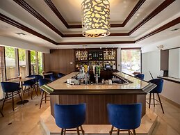 Regency Miami Airport by Sonesta