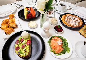 Regency Miami Airport by Sonesta