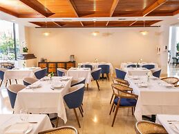 Regency Miami Airport by Sonesta