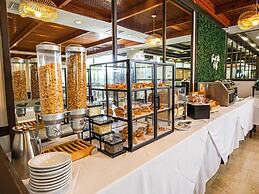 Regency Miami Airport by Sonesta