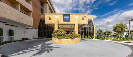 Regency Miami Airport by Sonesta