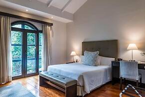 Movich Casa del Alferez