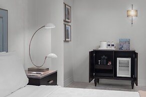 The Jung Hotel and Residences