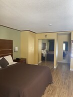 Western Holiday Lodge Three Rivers