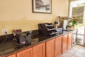 Western Holiday Lodge Three Rivers