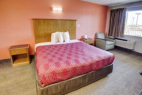 Econo Lodge Airport
