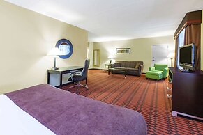 Baymont by Wyndham Harrisburg