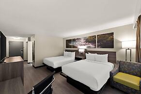 Clarion Pointe Rhinelander Downtown