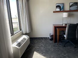 Courtyard by Marriott Gulfport Beachfront