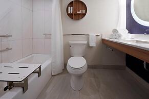 Fairfield by Marriott Montreal Downtown