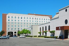 Doubletree by Hilton Newark - Fremont