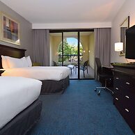 Doubletree by Hilton Newark - Fremont