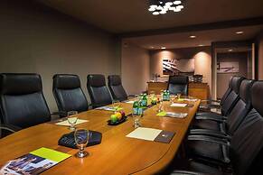 Doubletree by Hilton Newark - Fremont