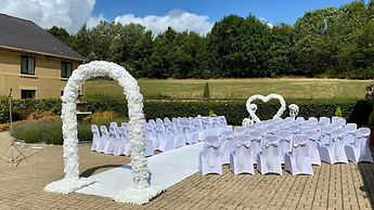Holiday Inn Brighouse by IHG