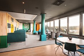 Holiday Inn Brighouse by IHG
