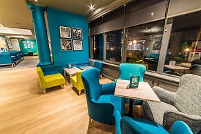 Holiday Inn Brighouse by IHG