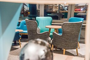 Holiday Inn Brighouse by IHG