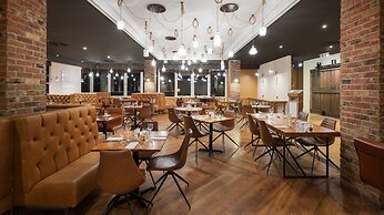 Holiday Inn Brighouse by IHG