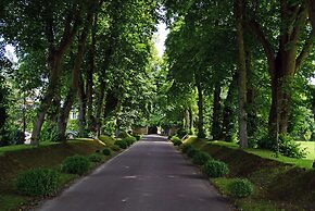 Château La Chenevière