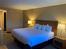 Best Western Plus Reading Inn & Suites