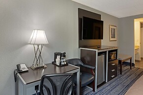Best Western Plus Reading Inn & Suites