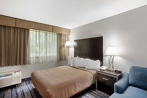 Best Western Plus Reading Inn & Suites