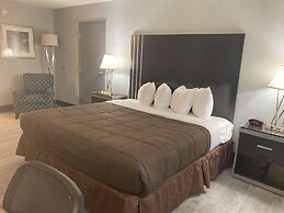 Best Western Plus Reading Inn & Suites