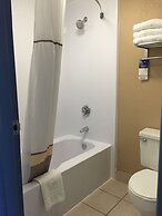 Best Western Plus Reading Inn & Suites