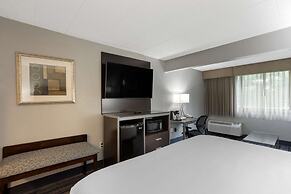 Best Western Plus Reading Inn & Suites