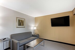 Best Western Plus Reading Inn & Suites