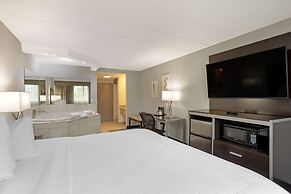 Best Western Plus Reading Inn & Suites