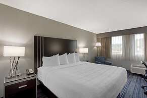 Best Western Plus Reading Inn & Suites