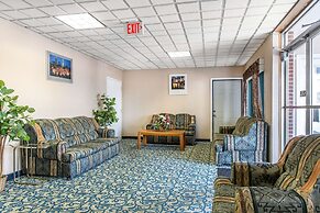 Econo Lodge Cranston - Providence