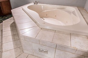 Econo Lodge Cranston - Providence