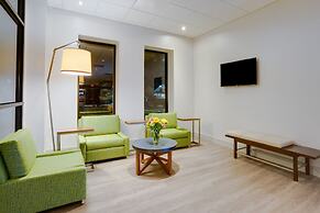 Holiday Inn Express & Suites Ft. Washington - Philadelphia by IHG