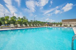 Holiday Inn Express & Suites Ft. Washington - Philadelphia by IHG