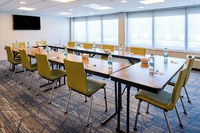 Holiday Inn Express & Suites Ft. Washington - Philadelphia by IHG