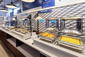 Holiday Inn Express & Suites Ft. Washington - Philadelphia by IHG