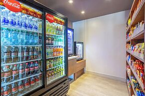 Holiday Inn Express & Suites Ft. Washington - Philadelphia by IHG