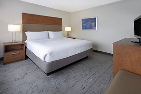 Holiday Inn Express & Suites Ft. Washington - Philadelphia by IHG