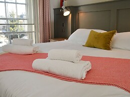 The Lansdowne Hotel