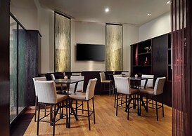 Hilton Rosemont Chicago O'Hare