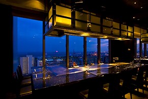 Kobe Bay Sheraton Hotel & Towers