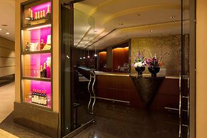 Kobe Bay Sheraton Hotel & Towers