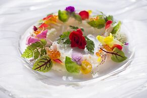 Kobe Bay Sheraton Hotel & Towers