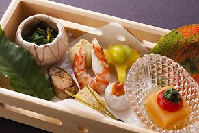 Kobe Bay Sheraton Hotel & Towers