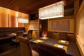 Kobe Bay Sheraton Hotel & Towers