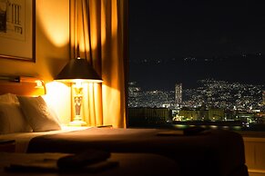 Kobe Bay Sheraton Hotel & Towers