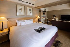 Kobe Bay Sheraton Hotel & Towers