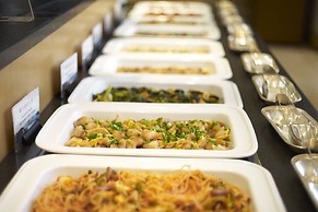 Kobe Bay Sheraton Hotel & Towers